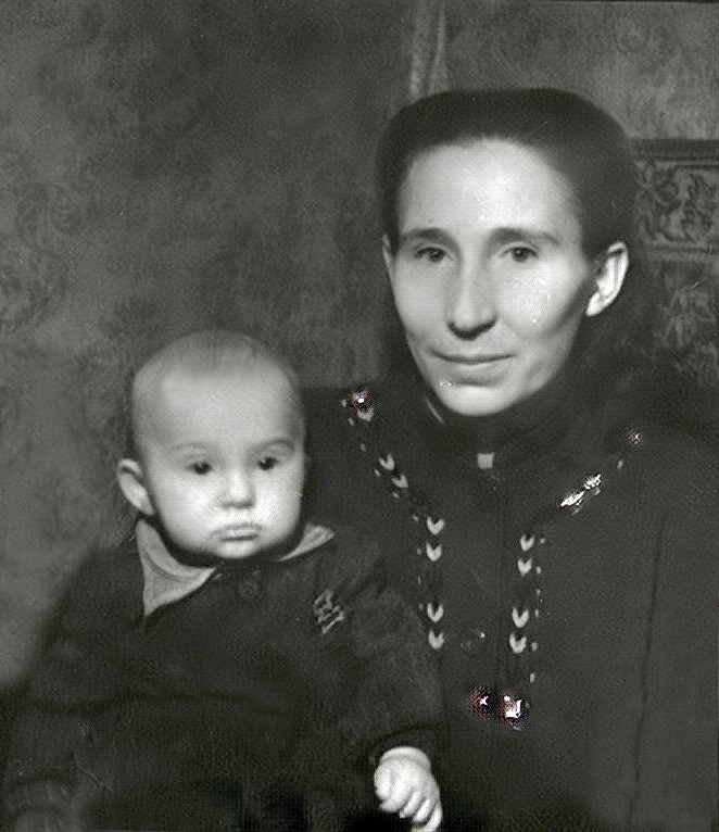 УШЛА ИЗ ЖИЗНИ МОЯ МАМА…